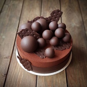 http://krendel.by/5838-thickbox_default/shary-shokoladnye-2-sm-korichnevye.jpg
